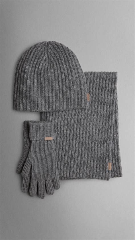 burberry scarf hat gloves|The Burberry Scarf .